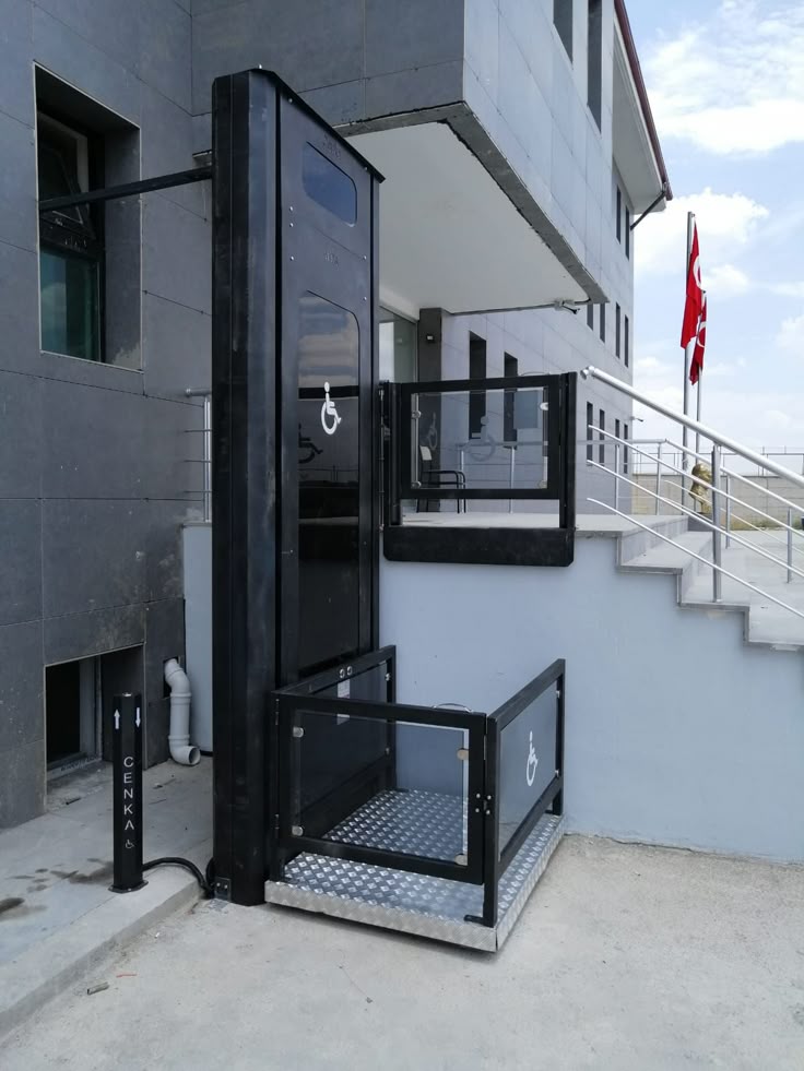 Yük ve Engelli Asansörü